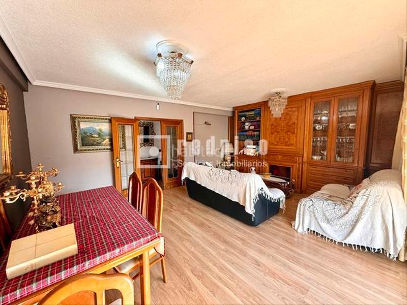 Foto 173a9381-7f89-4164-b30c-ef232e5475b1. Flat with heating parking in Villaverde Alto Madrid