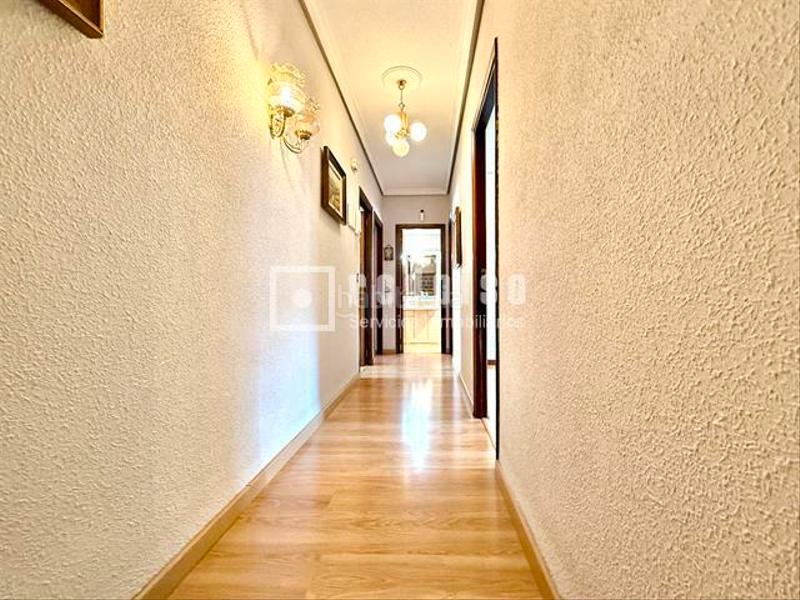 Foto 1c080414-760d-434e-8c97-00ceb07314ad. Flat with heating parking in Villaverde Alto Madrid