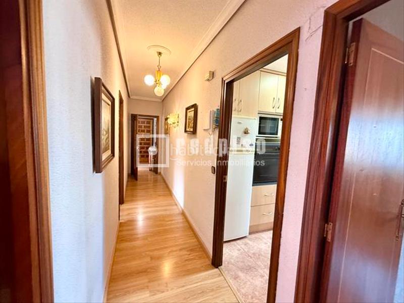 Foto 48ceaa9a-aa82-461b-a567-077110d6e2ee. Flat with heating parking in Villaverde Alto Madrid