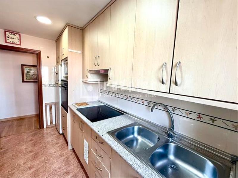 Foto 9bd59199-0851-400c-984c-dc8024c5c18f. Flat with heating parking in Villaverde Alto Madrid