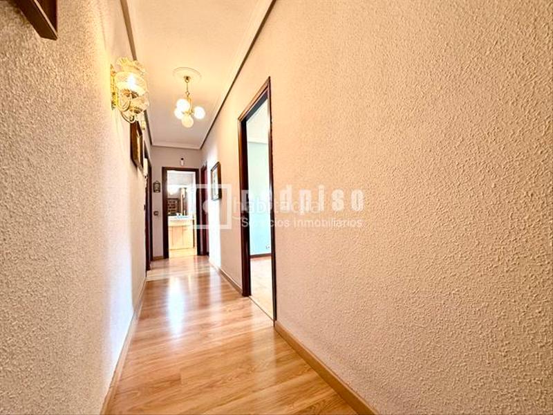 Foto fa8cea03-04d3-46d4-b646-17e988a91e97. Flat with heating parking in Villaverde Alto Madrid