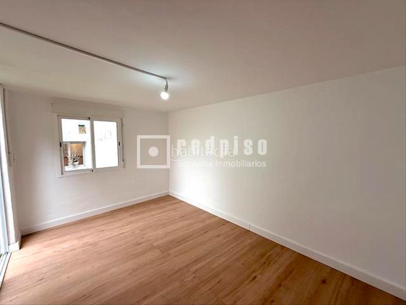 Foto bd090aa3-1a8c-498a-9b4d-66c7de187806. Flat with heating in Villaverde Alto Madrid