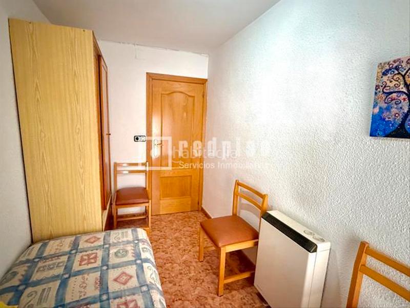 Foto f20e4515-bc89-4c35-8570-91639a9e5f84. Etagenwohnung mit heizung in Villaverde Alto Madrid