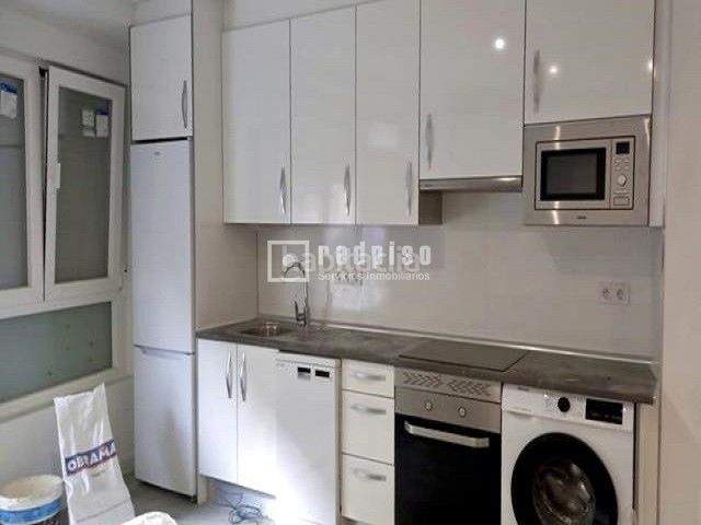 Foto 49a2b50f-c6d9-475f-befe-b06f8bb2e00f. Loft a Villaverde Alto Madrid