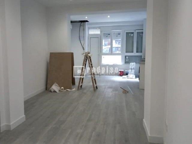 Foto 6af8ab71-9a4e-4c2c-b050-a9bc61a2cbeb. Loft a Villaverde Alto Madrid
