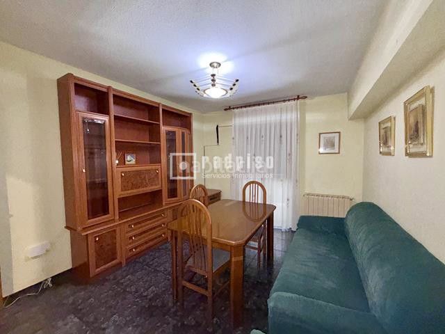 Foto 40d4f085-5082-4ffb-8a1a-6e5b43aa9fd4. Piso en Villaverde Alto Madrid