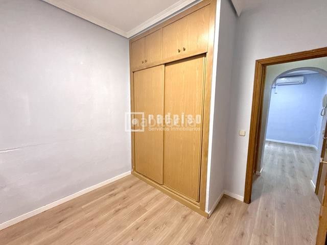 Foto 6990305e-7112-44f4-a3c3-281552d4b562. Piso en Villaverde Alto Madrid