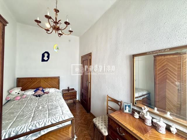 Foto e2eb06bc-ee63-47f7-a0b7-72949113880c. Pis a Villaverde Alto Madrid