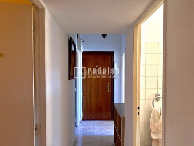 Foto 9cfaf5ea-44c6-4ac3-b749-c1f47c783871. Pis a Villaverde Alto Madrid