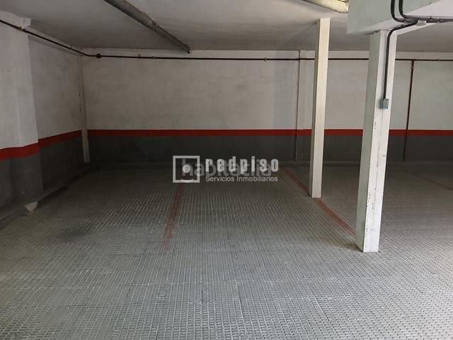 Foto 102d9a26-2d38-408d-af3c-889b1be608c0. Pis amb calefacció piscina a Villaverde Alto Madrid