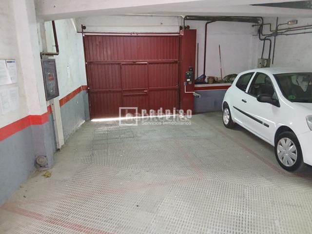 Foto 5d108ef7-e75e-4d3b-9265-a81af5f951fb. Pis amb calefacció piscina a Villaverde Alto Madrid