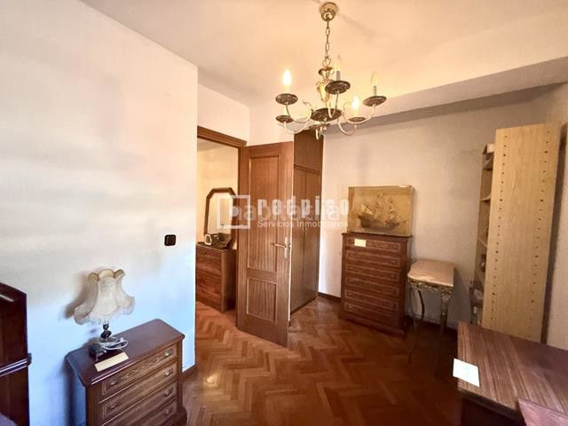 Foto 1dea49ba-b52d-4e26-b2cb-11e4ae48eda1. Pis amb piscina a Villaverde Alto Madrid