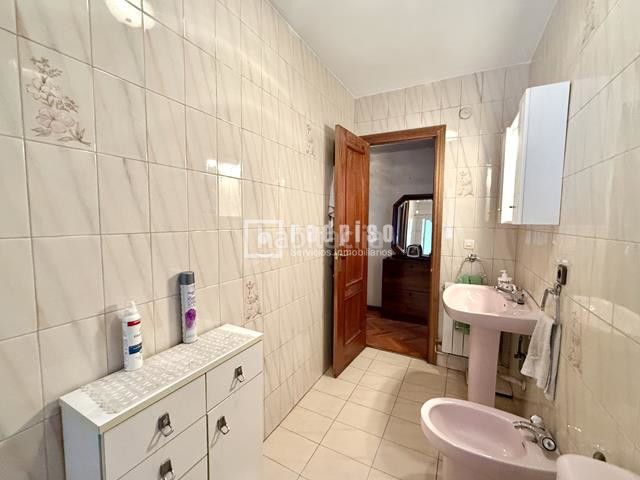 Foto 513cb0db-67bc-4b74-b0b2-d69099b8510b. Piso en Villaverde Alto Madrid