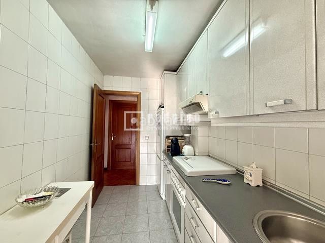 Foto 60ad4fba-9657-43f3-b5be-4952924a1155. Piso en Villaverde Alto Madrid