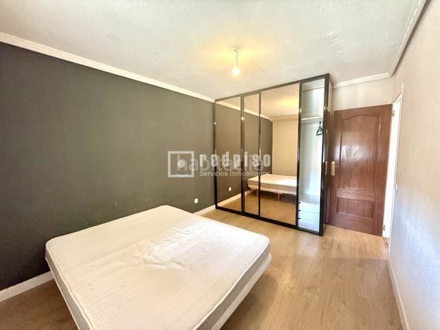 Foto 43f6853b-78d6-4e70-9264-c888efebf87a. Pis a Villaverde Alto Madrid