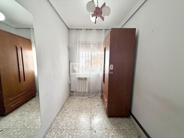 Foto 661c0d71-e137-4449-abe5-60c4ec7535c4. Piso en Villaverde Alto Madrid