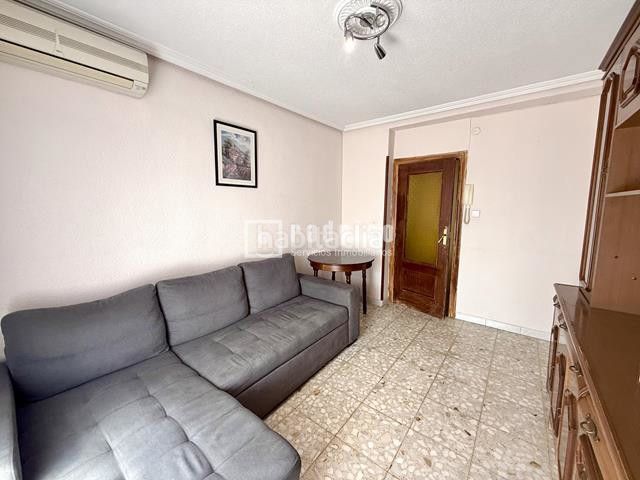 Foto 6facf6b1-cfc4-455d-936d-d15228327e36. Piso en Villaverde Alto Madrid