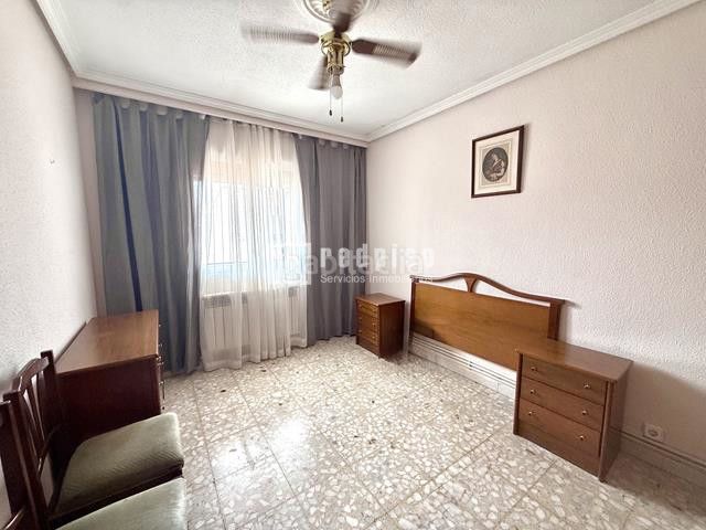 Foto 812d25a8-0196-4036-9d51-a20fb78843bf. Piso en Villaverde Alto Madrid