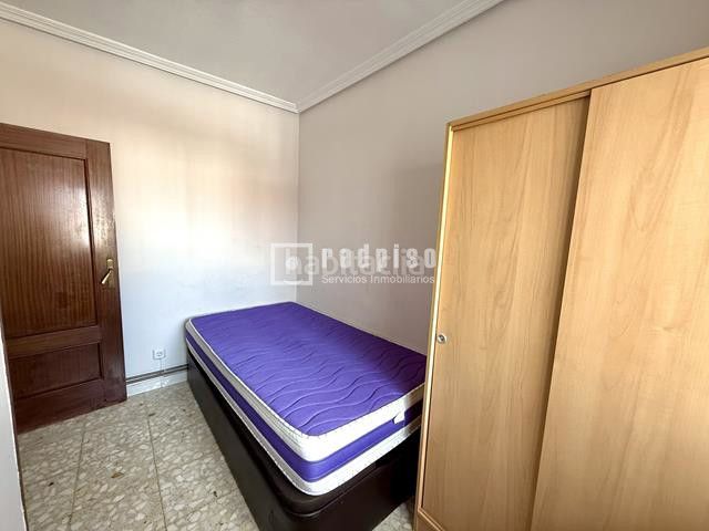 Foto c87552c6-77d8-456d-95cb-ce2d2c99c1ac. Piso en Villaverde Alto Madrid