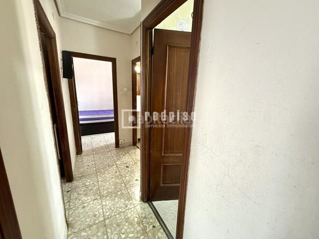Foto cfe0a303-0118-4ef1-ac5f-ac0b5482b827. Piso en Villaverde Alto Madrid