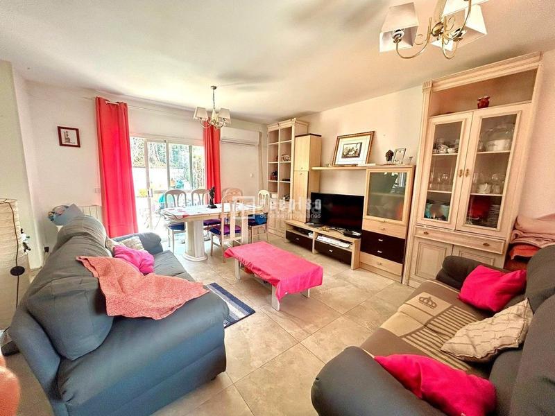Foto 27c45217-8423-4d51-9a85-b78666189035. Chalet  en rivas pueblo. en Casco Histórico Rivas - Vaciamadrid