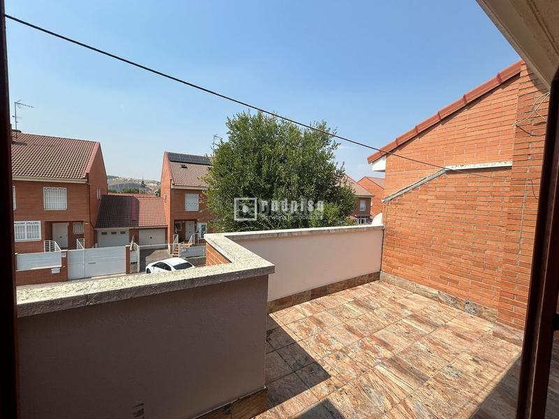 Foto c506e8e8-abdc-42df-b522-ca886f09952d. Chalet  en rivas pueblo. en Casco Histórico Rivas - Vaciamadrid