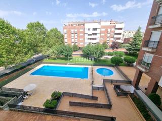 Location Appartement  Angel saavedra. Piso de 3 dormitorios con todas las comodidades en rivas centro.