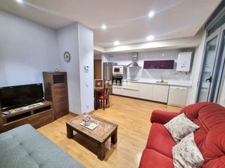 Appartement à Rivas Futura. Bajo de un dormitorio en rivas futura.