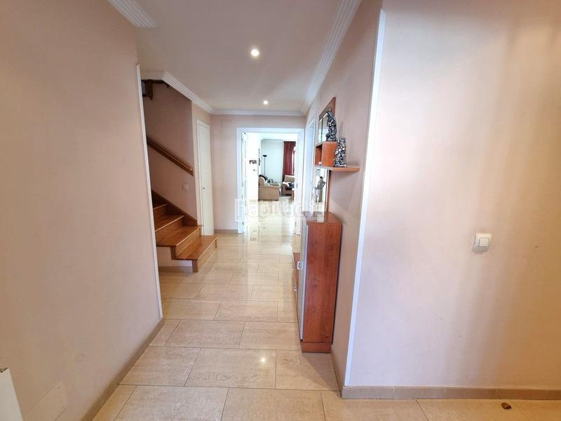 Foto 01086679-adc0-4ee2-bfd5-ddb97ae82e39. Chalet mit heizung parking in Centro Rivas - Vaciamadrid