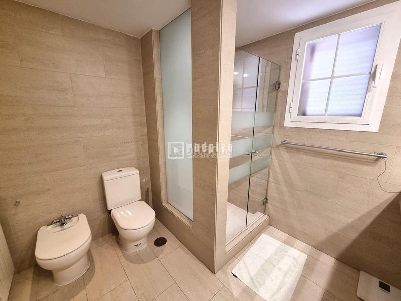 Foto 1f5dd5a5-1d8b-43ce-927b-2ba42505f03d. Chalet mit heizung parking in Centro Rivas - Vaciamadrid