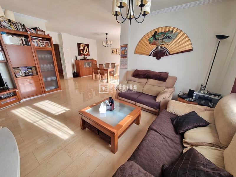 Foto 36017cb5-971d-4535-a3bd-b080d18b82e3. Chalet mit heizung parking in Centro Rivas - Vaciamadrid