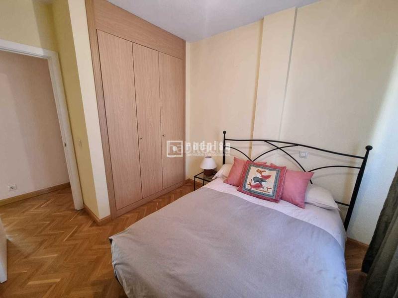 Foto b80aec6b-57ff-40e9-88a3-547f2b3ccb71. Chalet mit heizung parking in Centro Rivas - Vaciamadrid