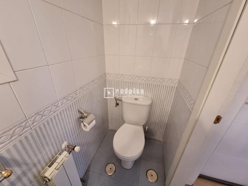 Foto f9aa0994-3c84-4356-b5b6-058412fd83b9. Chalet mit heizung parking in Centro Rivas - Vaciamadrid