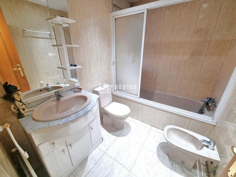 Foto cec9cb36-3889-4961-97fa-ebd7c5da6c06. Xalet amb calefacció aparcament piscina a Casco Histórico Rivas - Vaciamadrid