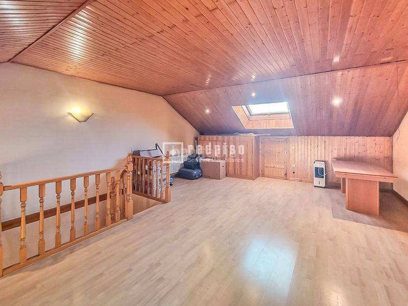 Foto d5d21db4-a76c-4228-9c19-aff1da005a1d. Xalet amb calefacció aparcament piscina a Casco Histórico Rivas - Vaciamadrid