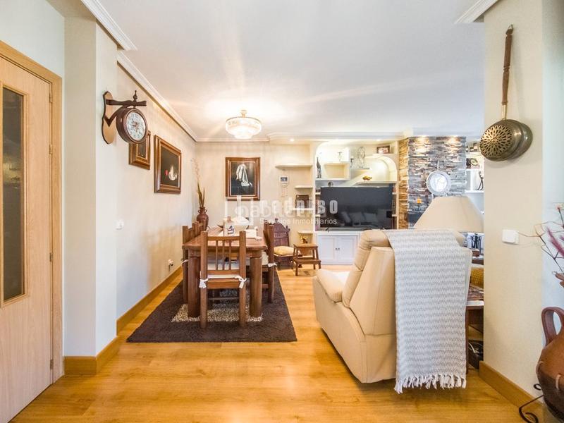 Foto 87ff158d-126e-4662-8775-a24df47b924c. Chalet mit heizung parking pool in Centro Rivas - Vaciamadrid