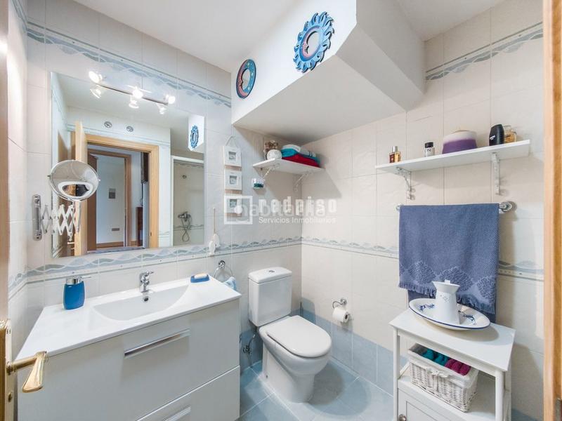 Foto b01c691c-4928-4310-9f9d-c616994eda41. Chalet mit heizung parking pool in Centro Rivas - Vaciamadrid