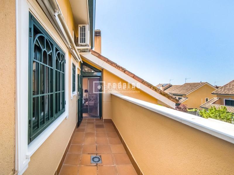 Foto cfcddcb6-835c-4629-8c4c-56d9c1ddf8a6. Chalet mit heizung parking pool in Centro Rivas - Vaciamadrid