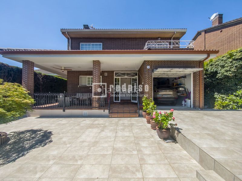 Foto 981a1bd8-bdf3-4158-8206-685ba9329554. Xalet amb calefacció aparcament piscina a Urbanizaciones Rivas - Vaciamadrid