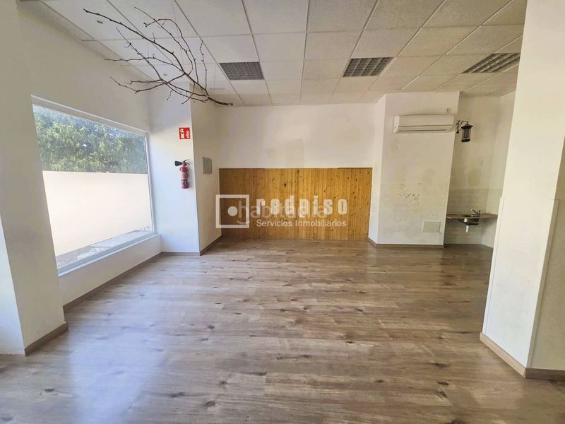 Foto d0f103f0-ef73-43b1-a048-ebe800e49711. Lloguer local comercial a de velázquez 4 a Rivas Futura Rivas - Vaciamadrid