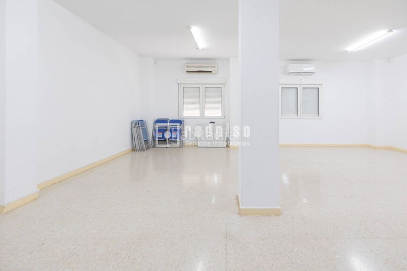 Foto 4a0492f8-101d-4ca1-b9ce-c8db9723ad72. Pis amb calefacció aparcament piscina a Sanchinarro Madrid