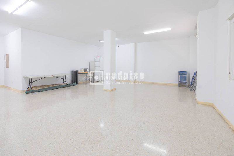 Foto a6d0b1bc-30e1-477b-8c6e-1979b97812c3. Pis amb calefacció aparcament piscina a Sanchinarro Madrid