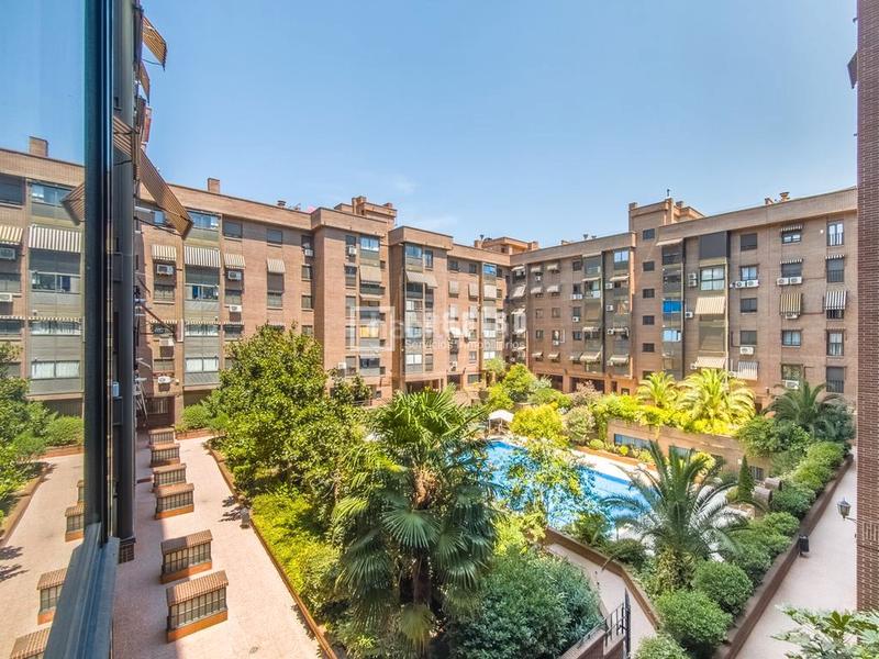 Foto 4d9e55c9-5369-4d2e-b8a7-46a1b0524552. Etagenwohnung mit heizung parking pool in Acacias Madrid