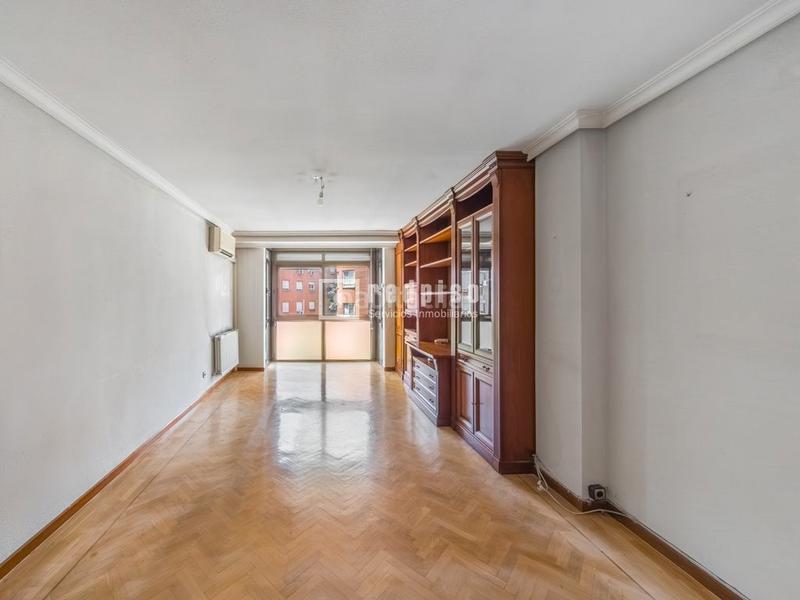 Foto 7df767b0-05e9-48df-b776-1efbfb2bcfca. Etagenwohnung mit heizung parking pool in Acacias Madrid