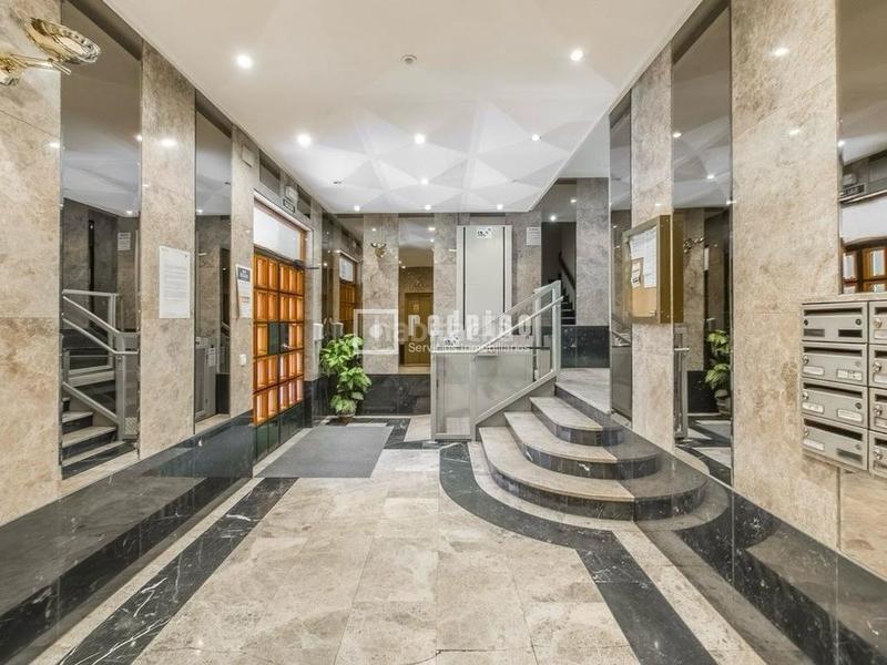 Foto d71cecf2-6d15-4ab6-acfe-a6820d845954. Etagenwohnung mit heizung parking pool in Acacias Madrid