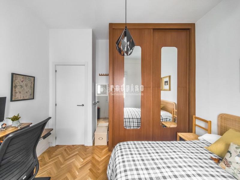 Foto 98e7c4f2-650e-4b16-99a7-f7d9f2887e39. Piso en Acacias Madrid