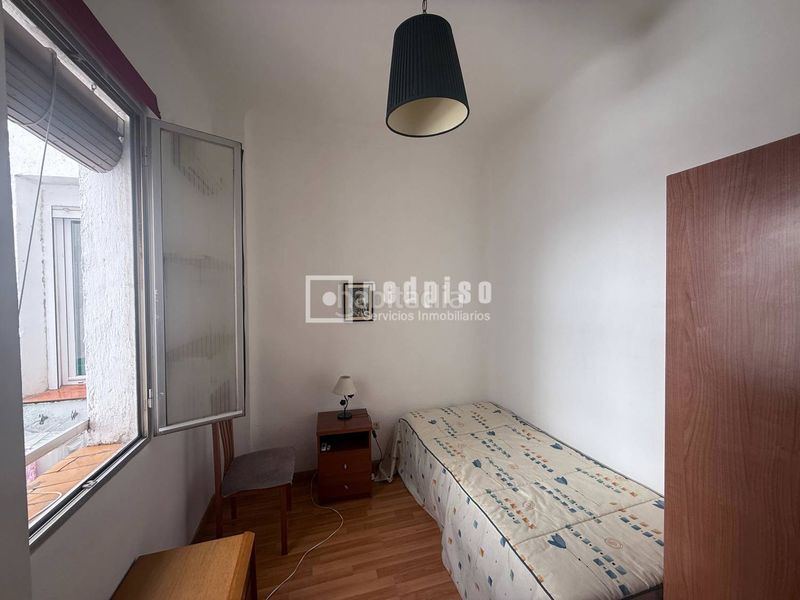 Foto f322a277-c88f-467c-90bb-c0f4e02862c6. Pis amb calefacció a Acacias Madrid