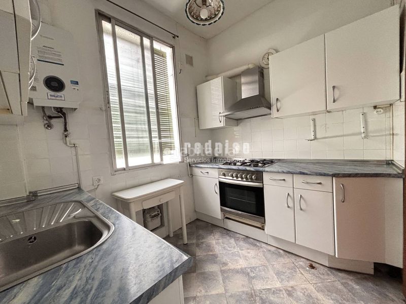 Foto 431654fd-6350-4b41-8707-5c1c9f47a14e. Àtic amb calefacció a Acacias Madrid