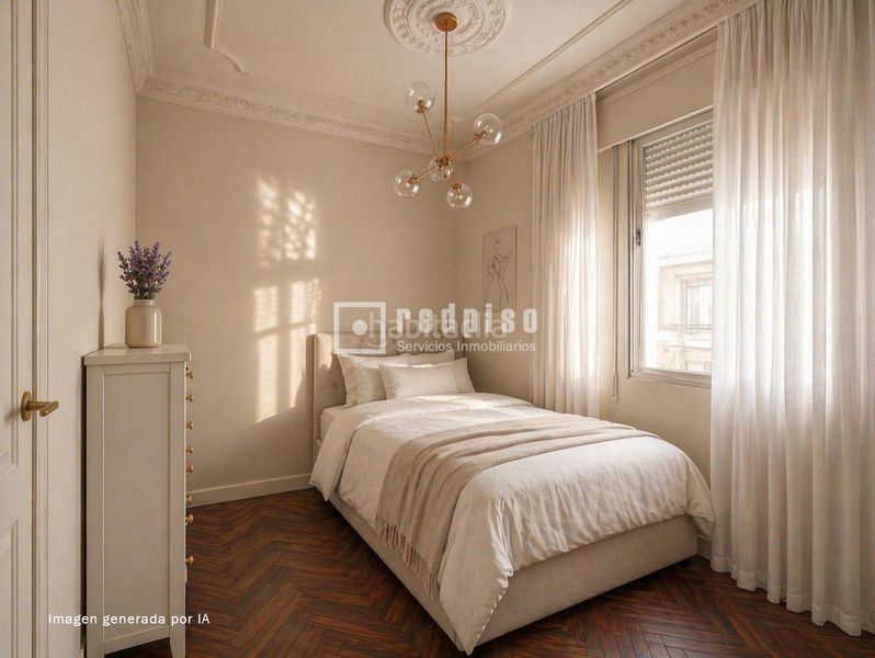 Foto 4405f092-e38d-43f0-8783-61a8bec6e16b. Àtic amb calefacció a Acacias Madrid