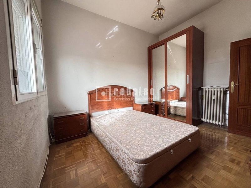 Foto 5163b122-4cdf-411c-8e26-893bf6e8937d. Àtic amb calefacció a Acacias Madrid